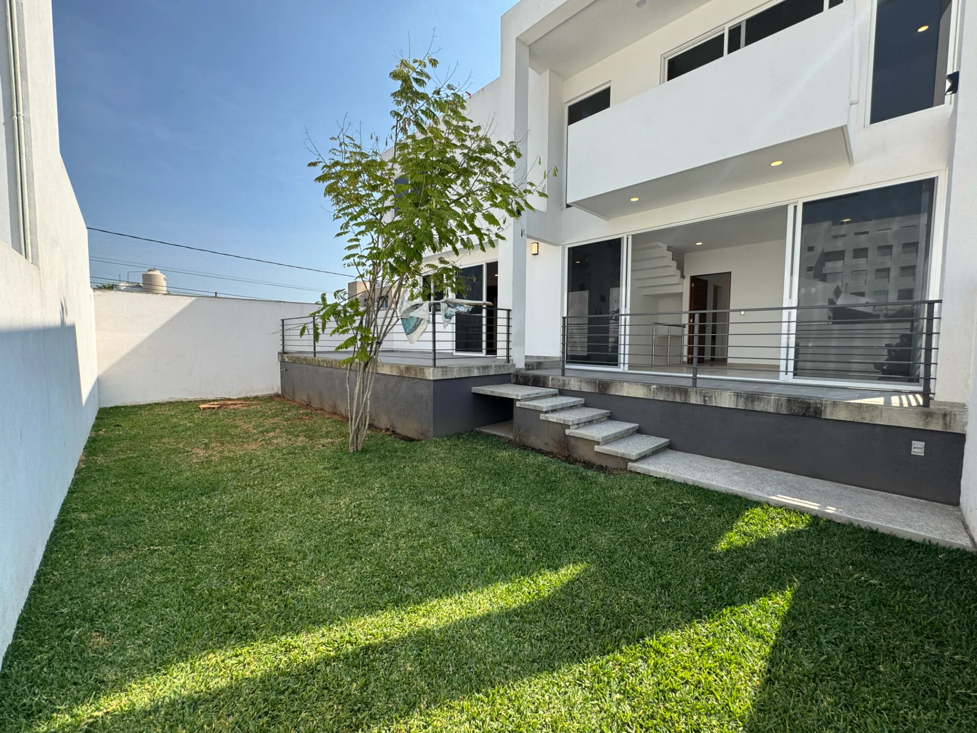 Casa en Fraccionamiento en Venta en el Sur de Cuernavaca — foto 1