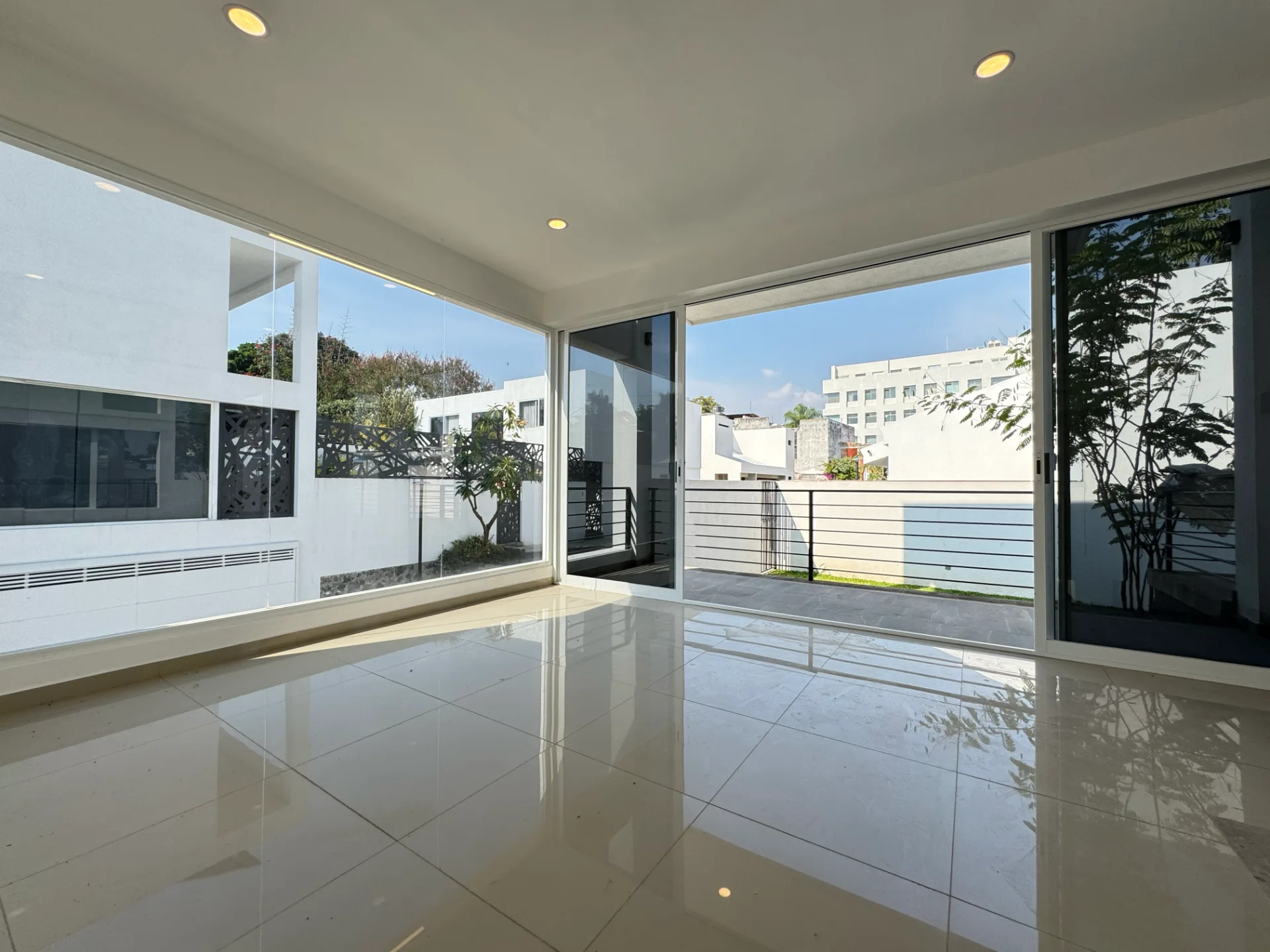 Casa en Fraccionamiento en Venta en el Sur de Cuernavaca  — foto 2